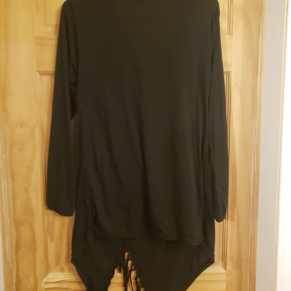 Sweater - Picture 1 of 3